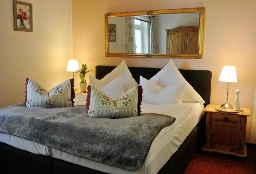 Huoneisto 1 Makuuhuone Parveke, Seehotel Lindenhof