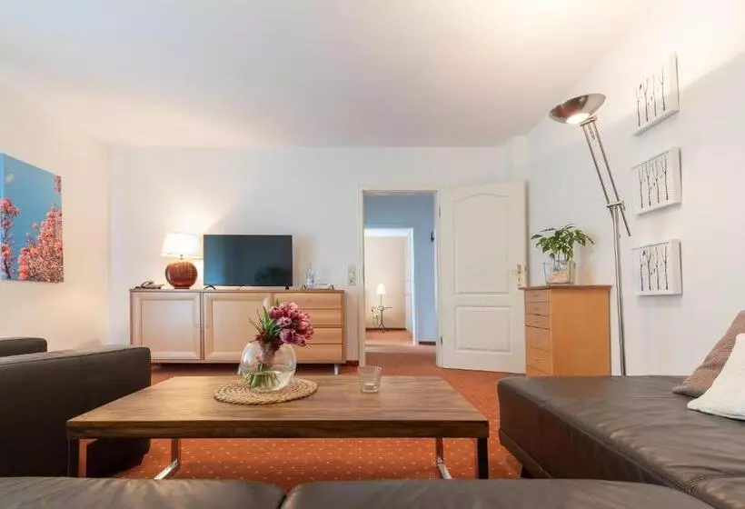 Huoneisto 1 Makuuhuone Parveke, Seehotel Lindenhof