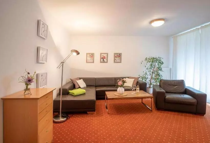 Huoneisto 1 Makuuhuone Parveke, Seehotel Lindenhof