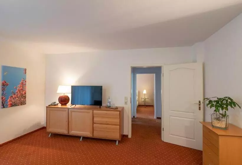 Huoneisto 1 Makuuhuone Parveke, Seehotel Lindenhof
