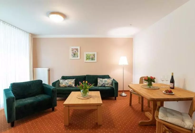 Huoneisto 1 Makuuhuone, Seehotel Lindenhof