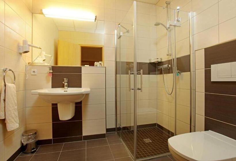 Номер Стандарт, Sporthotel Neuruppin