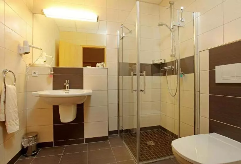 اتاق استاندارد, Sporthotel Neuruppin