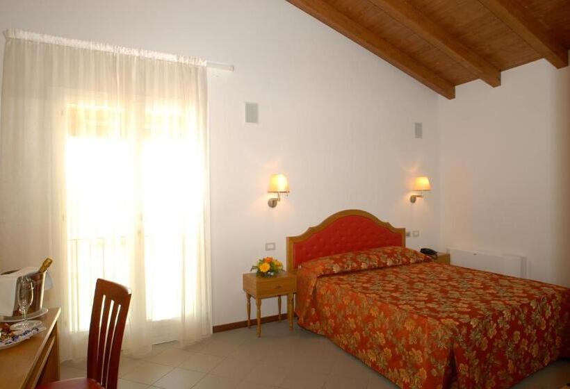 スタンダードルーム, Villa Aretusi