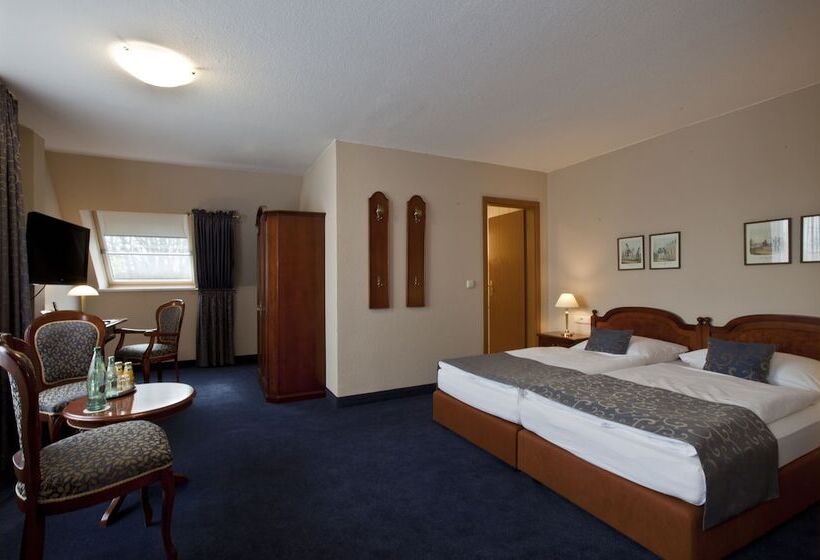 이코노미 룸, Villa Knobelsdorff