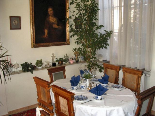 Suíte 2 Dormitórios, Villa Olivia