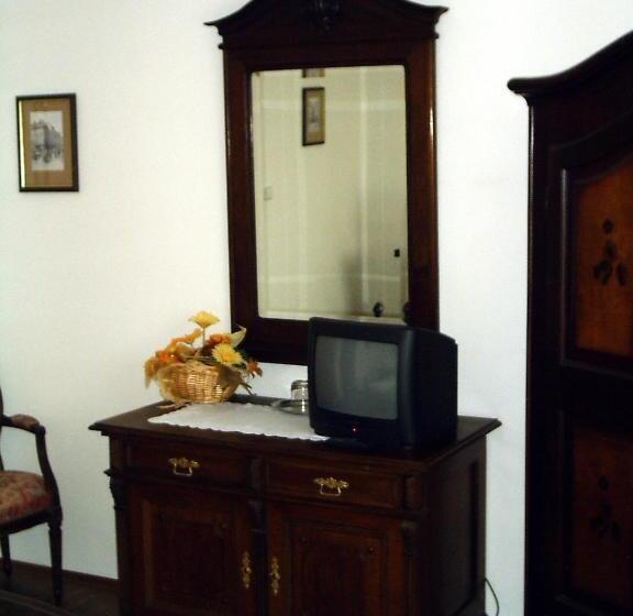 Suíte 2 Dormitórios, Villa Olivia