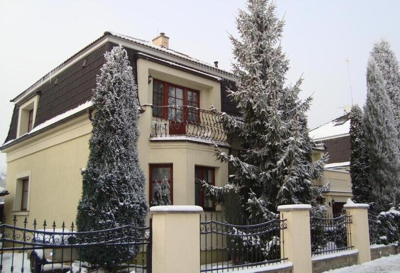 Quarto Estandar, Villa Olivia