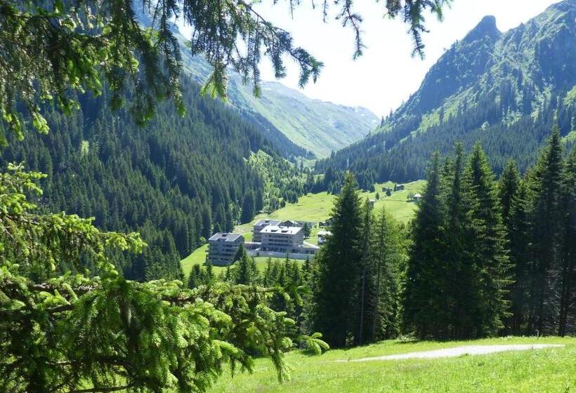 Люкс 2 Спальни, Alpinresortmontafon Garni