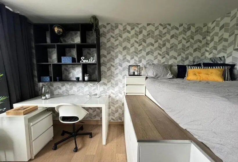 Perhehuone, Bed & Bokes Aan De Maaskant