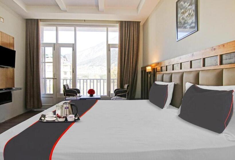 Трехместный Номер Deluxe, Fabhotel Outhills