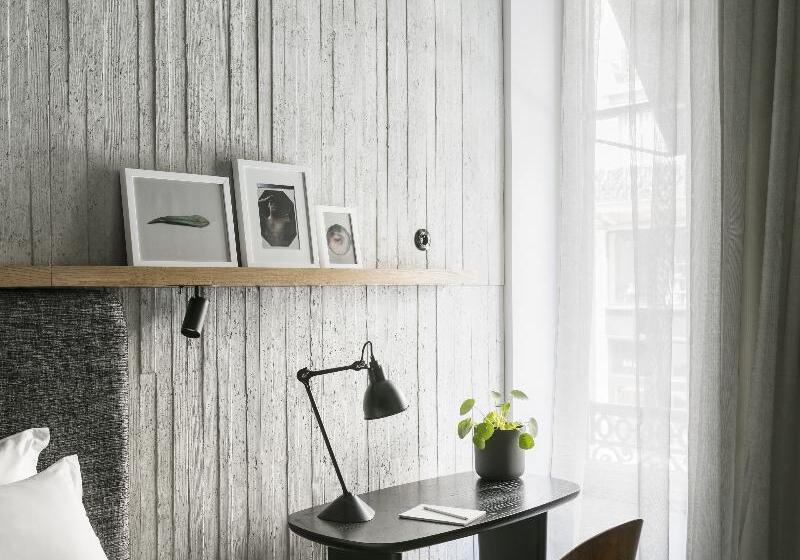 스탠다드 룸 킹사이즈 침대, Nb