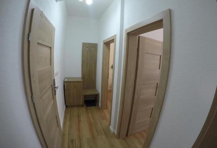 سوییت خانوادگی, Casa Bacila