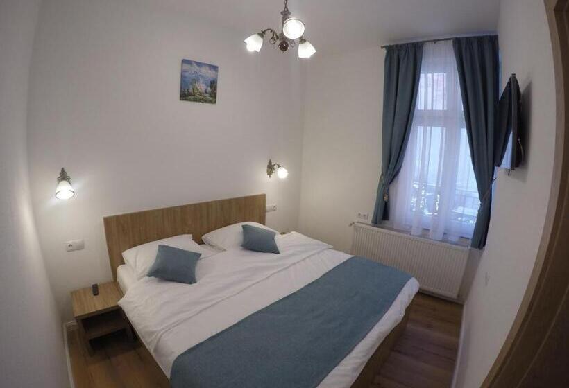 سوییت خانوادگی, Casa Bacila