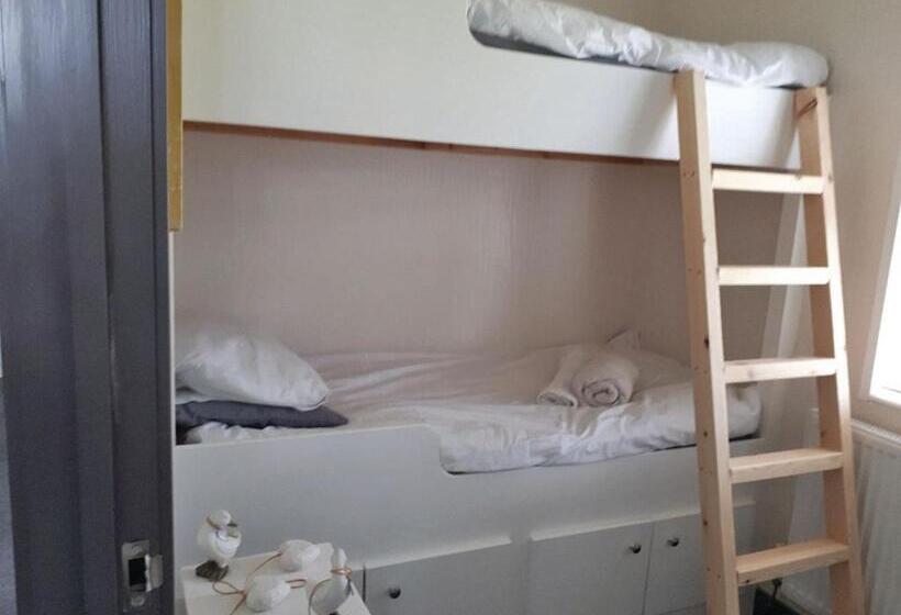 Дом 3 Спальни, Barlings Country Park