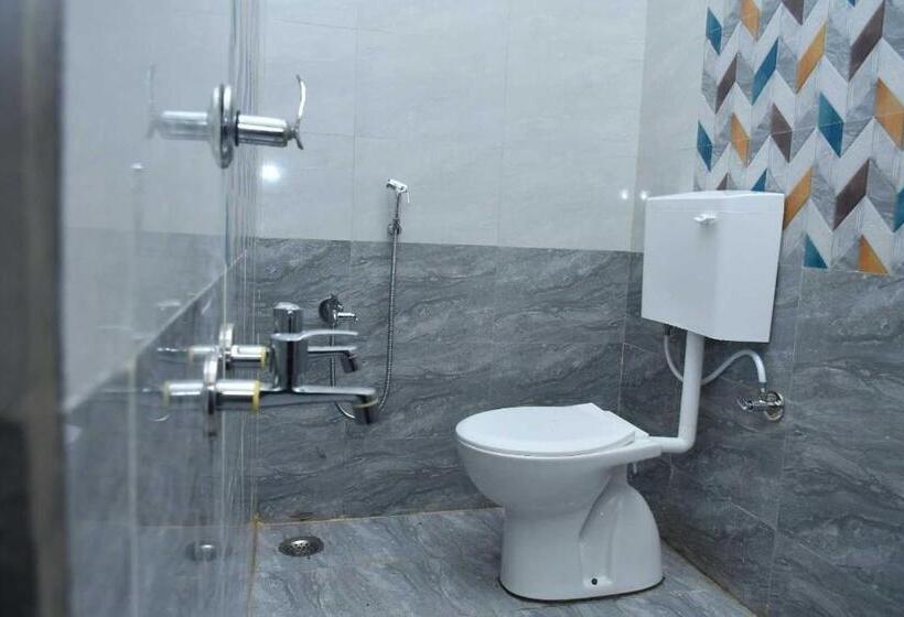 Standardrum, Spot On Hotel Elite