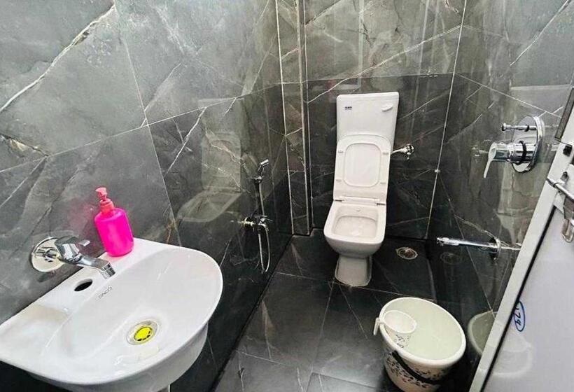 Standardrum, Spot On Hotel Elite