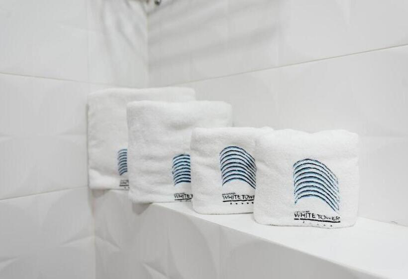 آپارتمان 1 خوابه با چشم‌انداز دریا, White Tower Apartament Privat Mamaia 504