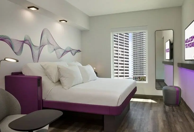 スタンダードルーム, Yotel Miami