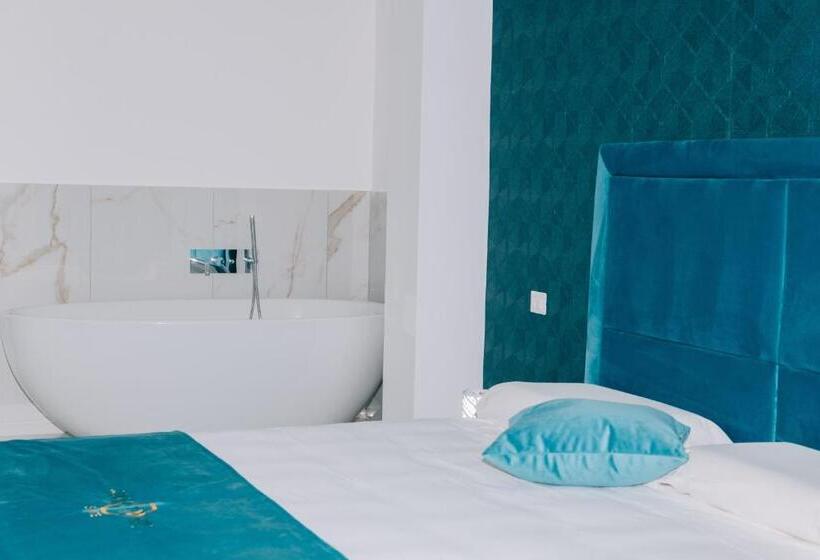 اتاق استاندارد با تخت بزرگ, Frontemare Suite