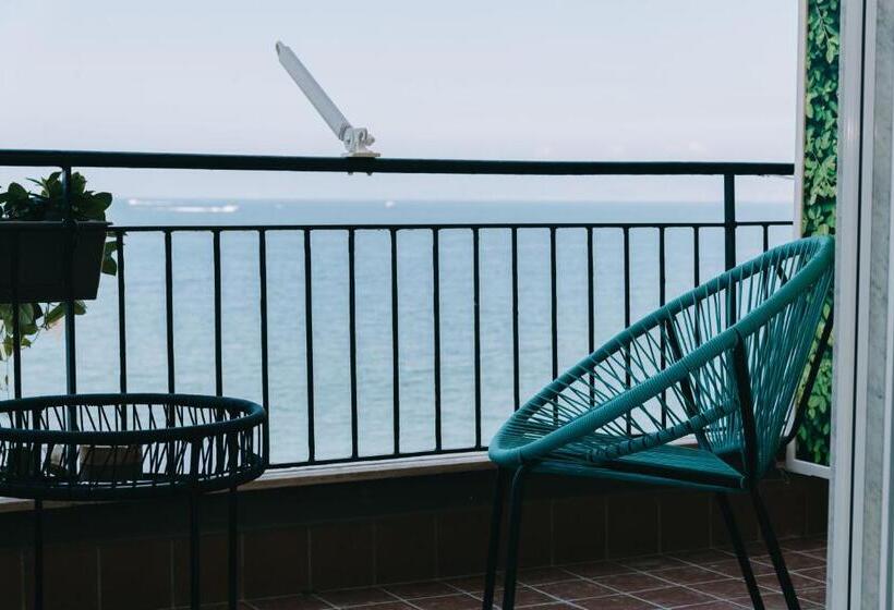 اتاق استاندارد با تخت بزرگ, Frontemare Suite