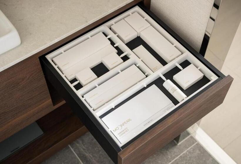 带大床的套房, Fuji Speedway Hotel, In The Unbound Collection By Hyatt