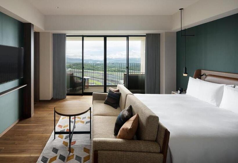 Люкс Кровать Кинг, Fuji Speedway Hotel, In The Unbound Collection By Hyatt