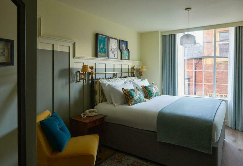 اتاق استاندارد با تخت بزرگ, Indigo Exeter, An Ihg