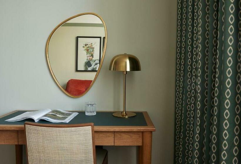 Номер Премиум, Indigo Exeter, An Ihg