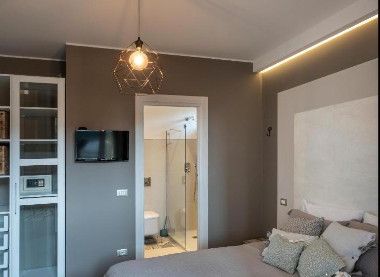 غرفة قياسية مزوَّدة بشُرفة, La S Volta Vanzago Bed And Breakfast