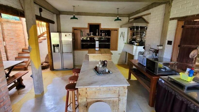 غرفة عائلية, Chalés Viela Embaúba