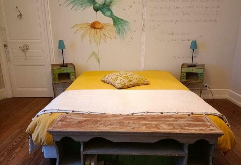 4인용 스탠다드 룸, Château D Arfeuilles Chambres Et Tables D Hôtes