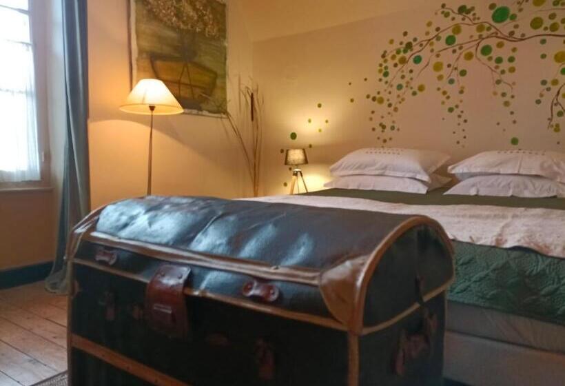 디럭스 룸, Château D Arfeuilles Chambres Et Tables D Hôtes