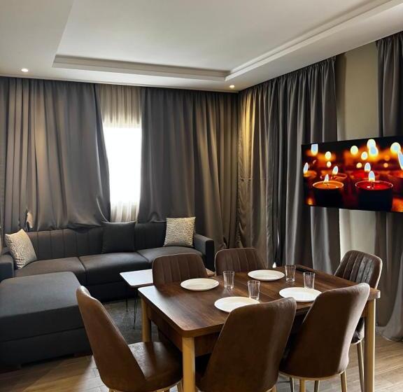 דירת חדר, Dominium Residence