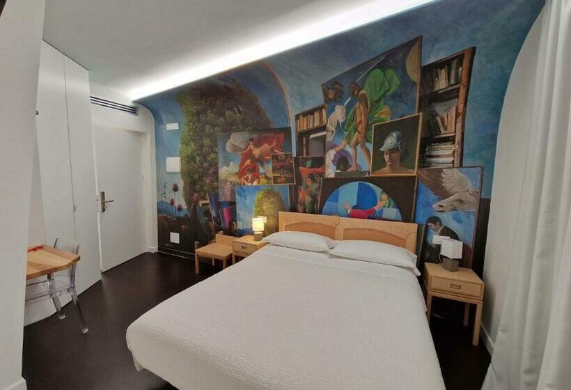 חדר סטנדרט, De Novo E D Antico