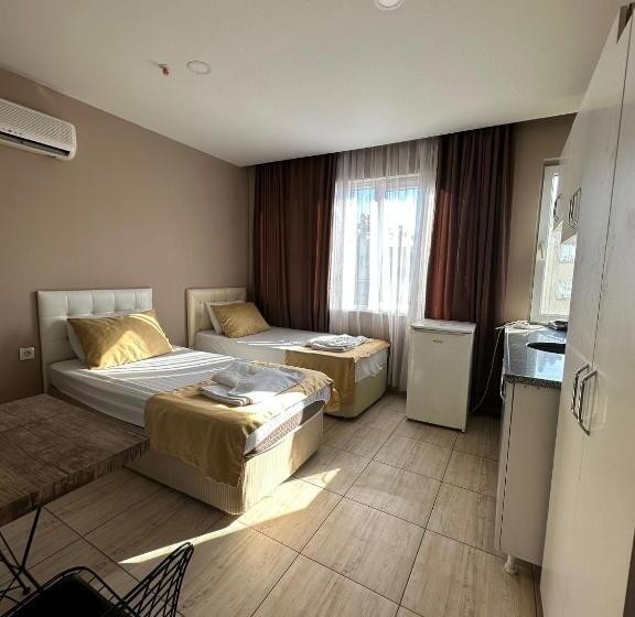 اتاق استاندارد چهار تخته, Palvan Apart Otel