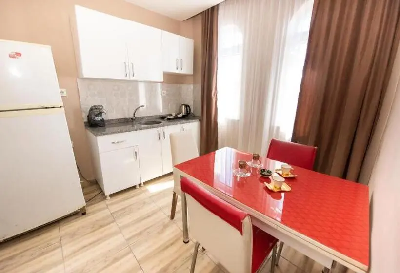 اتاق لوکس چهار تخته, Palvan Accommodation