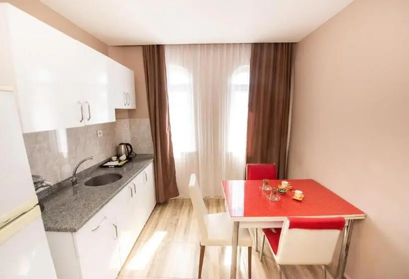 اتاق لوکس چهار تخته, Palvan Accommodation