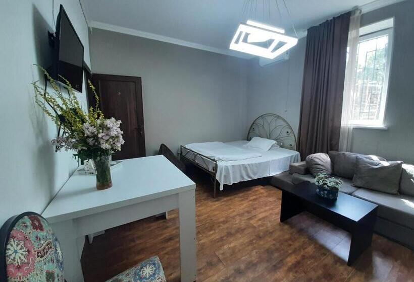 اتاق استاندارد, Kessane