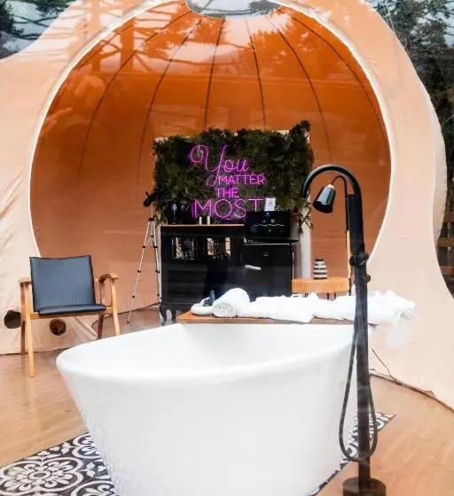 デラックススイート, Zion Bubble Glamping