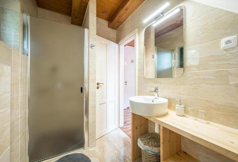 メゾネットスイート, Vinařství Vrátil Penzion