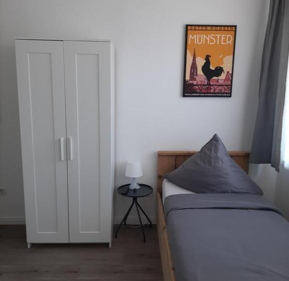 اتاق استاندارد یک نفره, Pension Asche