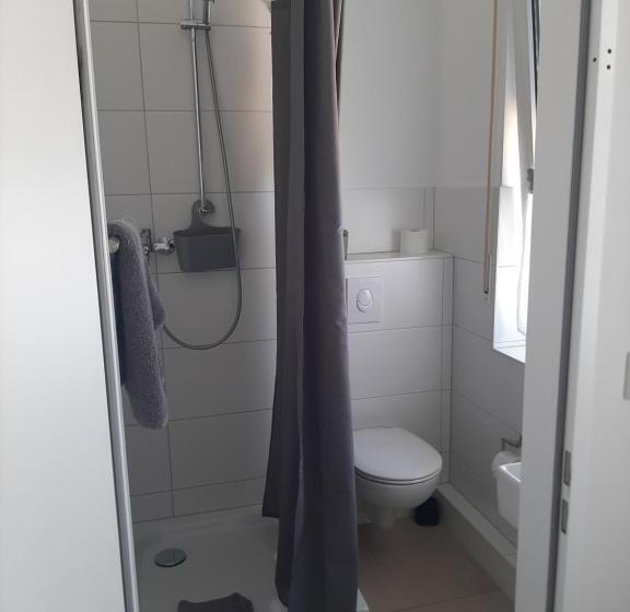 اتاق استاندارد, Pension Asche