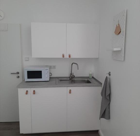 اتاق استاندارد, Pension Asche