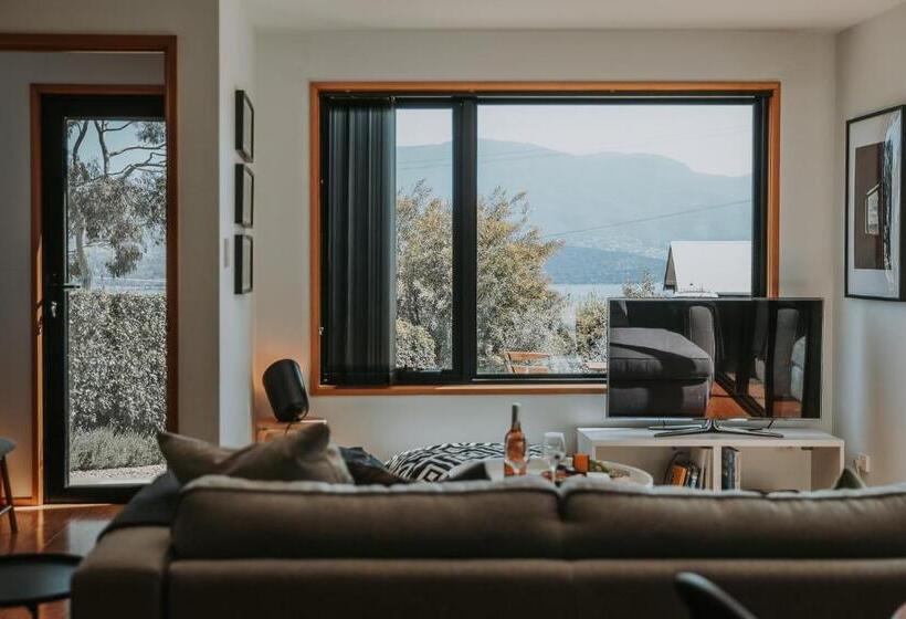 סוויטה נוף להרים, Finnview House