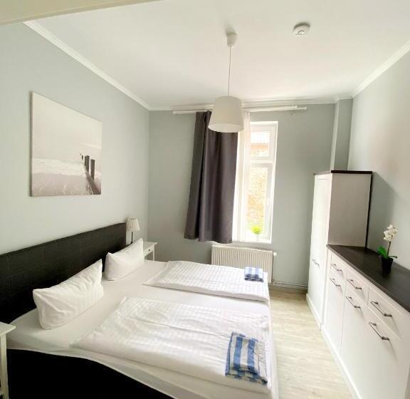 דירת חדר, Pension Apostel