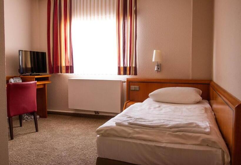 Standard Single Room, Bundt S Hotel & Gartenrestaurant