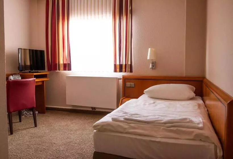 Standard Single Room, Bundt S Hotel & Gartenrestaurant