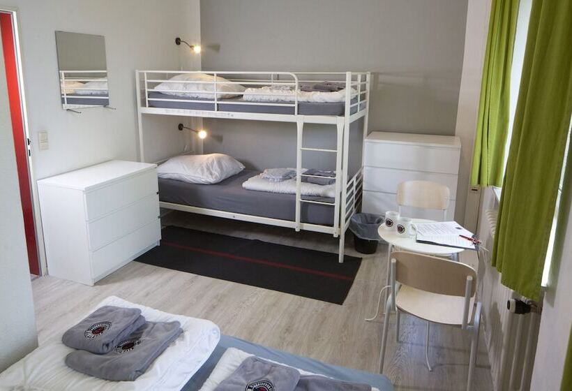 غرفة قياسية ثلاثية حمام مشترك, Flensbed Hotel & Hostel