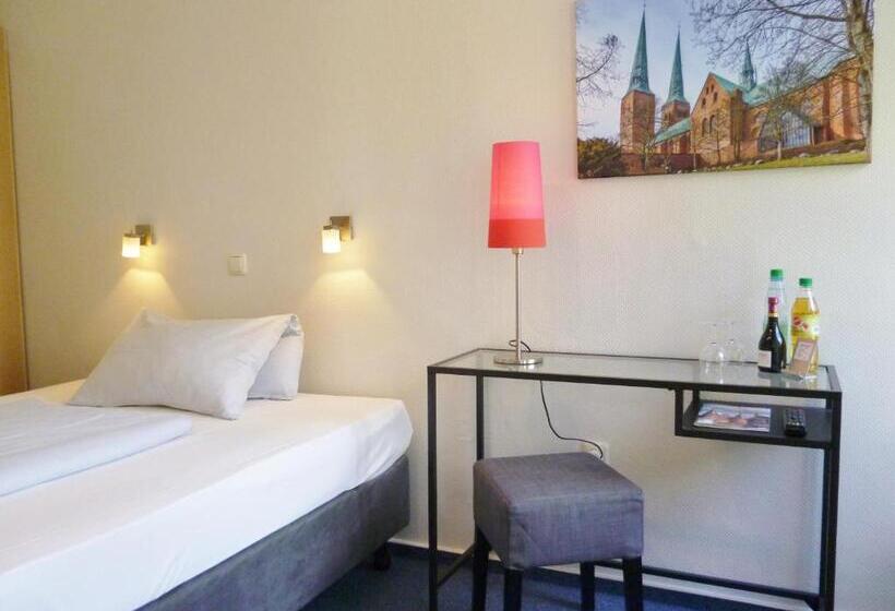 标准单人间, Am Mühlenteich